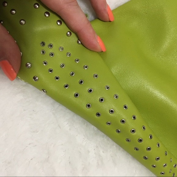 Nicoli Green Hobo/Shoulder Bag Purse with Studs - Picture 4 of 8